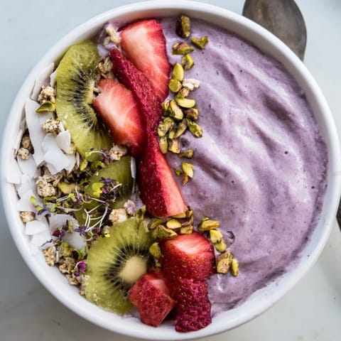 Vibrant Smoothie Bowls Twists